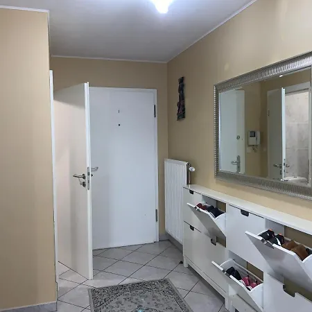Large In Free Parking 10mins To Airport Excellent Customer Services * Schuttrange