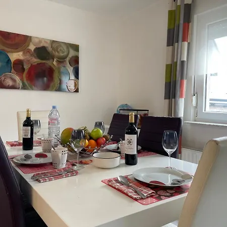 Large In Free Parking 10mins To Airport Excellent Customer Services Schuttrange