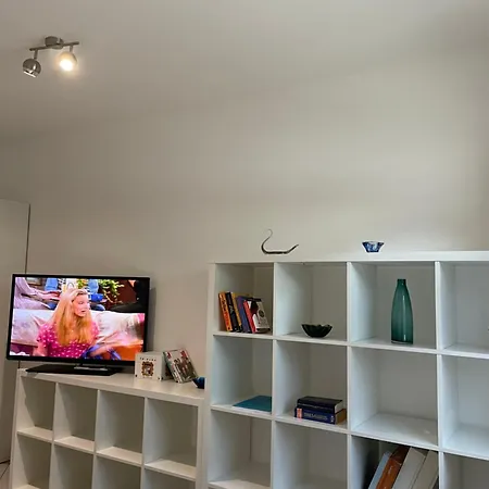 Large In Free Parking 10mins To Airport Excellent Customer Services Schuttrange