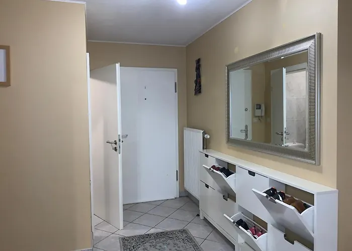 Large In Free Parking 10mins To Airport Excellent Customer Services * Schuttrange