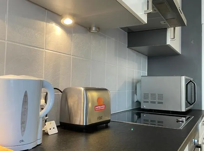 Large In Free Parking 10mins To Airport Excellent Customer Services * Schuttrange